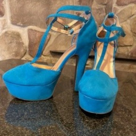 Quipid Turquiose T-Strap wrap around ankle heels - Picture 7 of 8